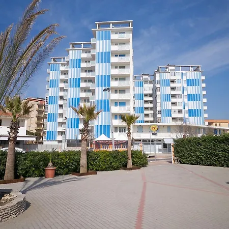 Nettuno Apartamento *